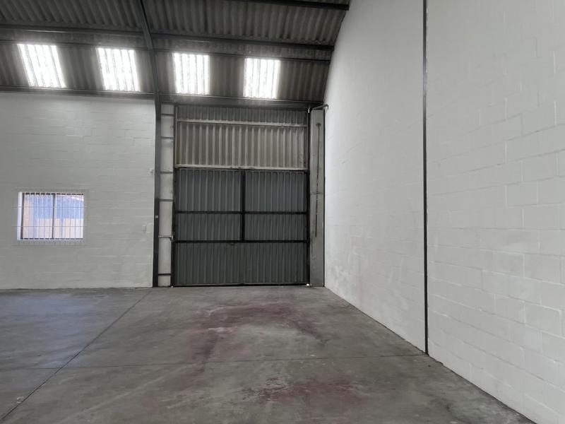 To Let Commercial Property for Rent in Montague Gardens Western Cape